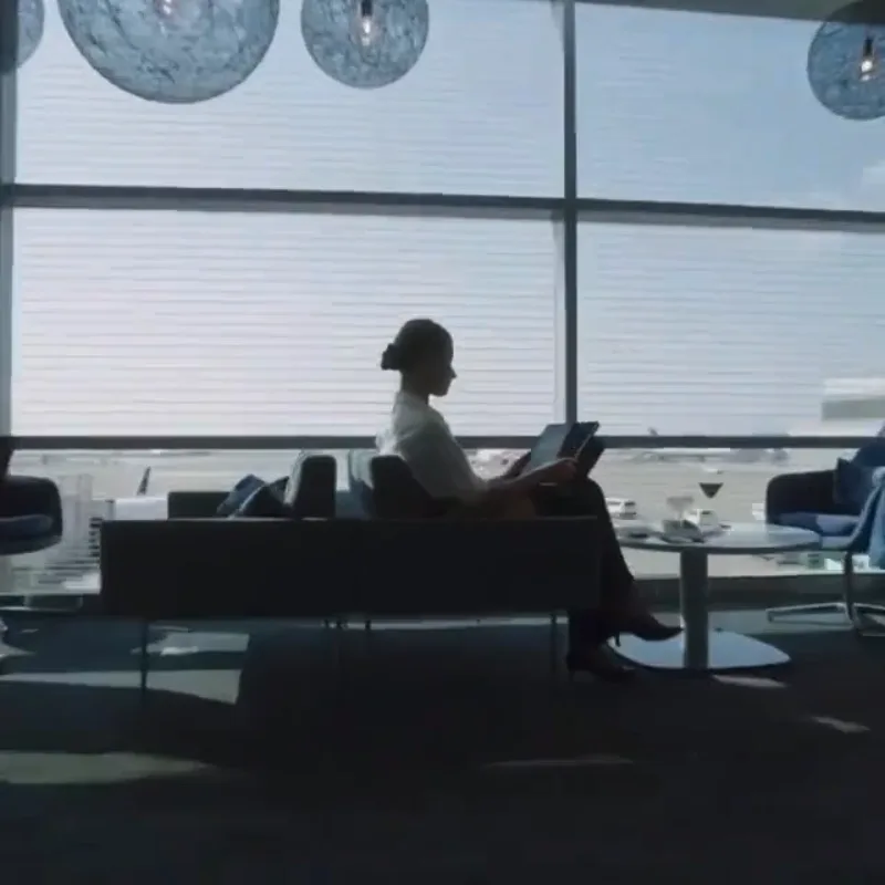 Zsofia Krone – American Express